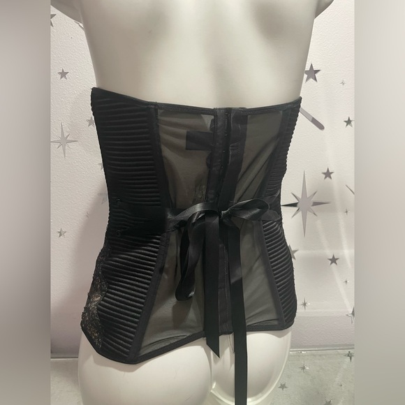 Victoria's Secret Under Bust Corset Teddy Shapewear - Picture 3 of 4